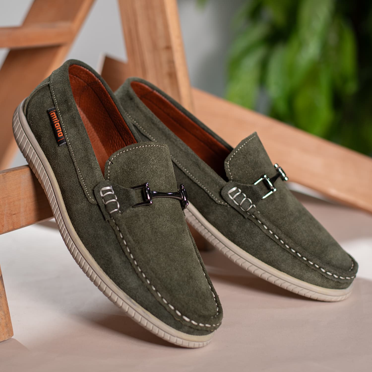 حذاء شامواه رجالي Milano Vans