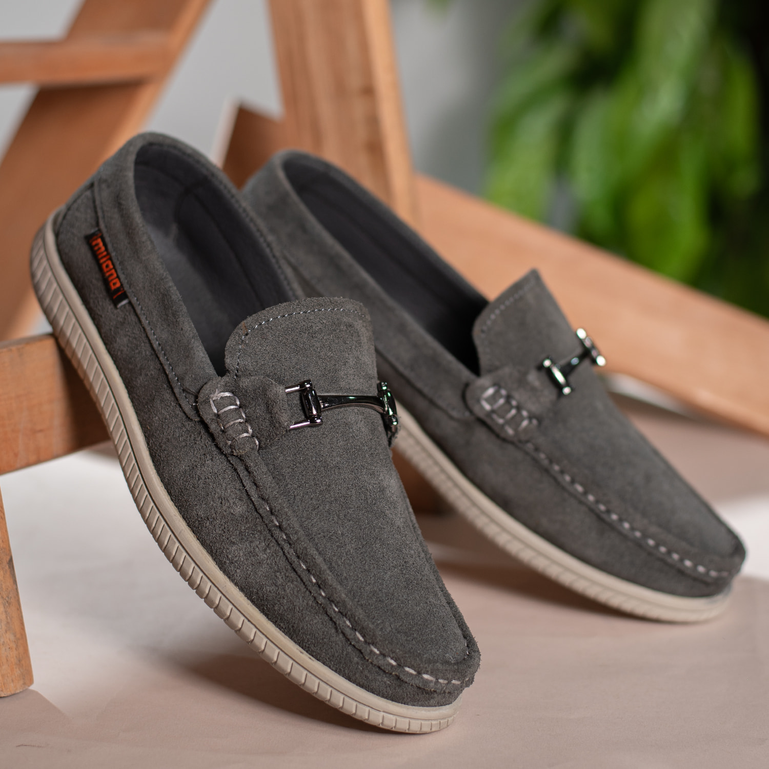 حذاء شامواه رجالي Milano Vans