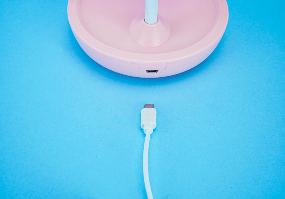 مصباح مكتب تاتش LED قابل للطي