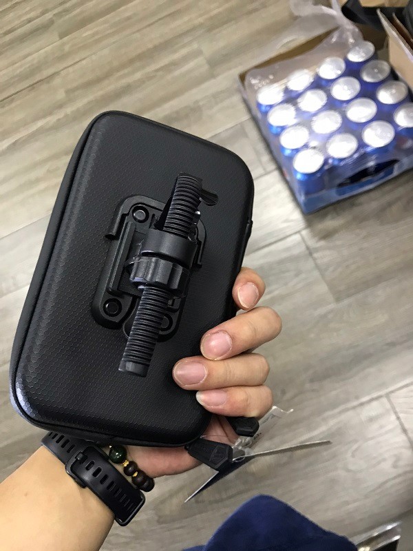 حامل موبايل واتربروف تاتش