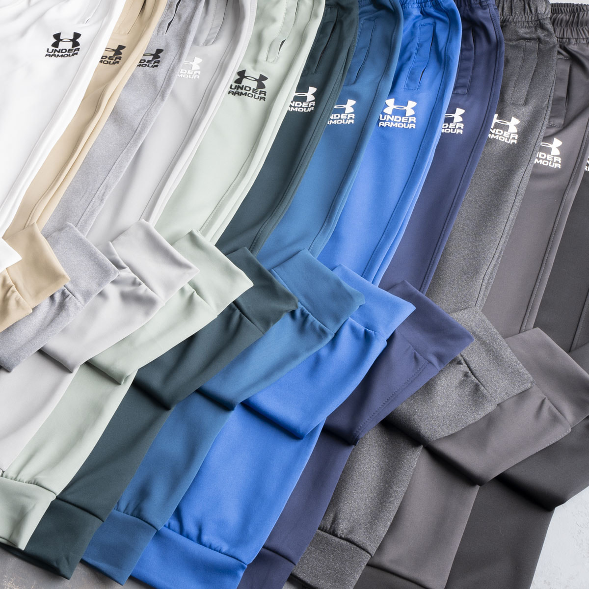 بنطلون رجالي UNDER ARMOUR مستورد لوجو رابر بارز